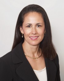 Gabriela Aldrete Headshot