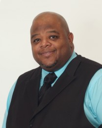 Pastor Kenny Smith Headshot