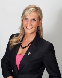 Kelsey Hicks Headshot