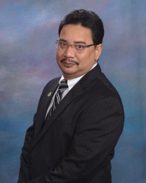 Shamim Khan Headshot
