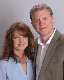 David & Catherine Lipinczyk Headshot