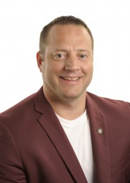 Chris Niles Headshot