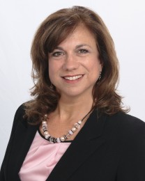 Lisa Pulliam Headshot