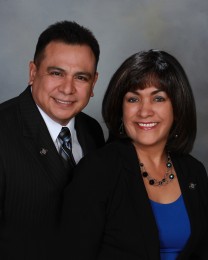 Manny and Rosella Salazar Headshot