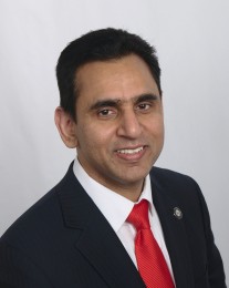 Syed Taqvi Headshot